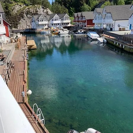 Holiday home Spacious & Modern Cabin In Beautiful Austevoll