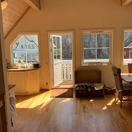 Spacious & Modern Cabin In Beautiful Austevoll