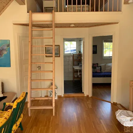 Spacious & Modern Cabin In Beautiful Austevoll Holiday home *